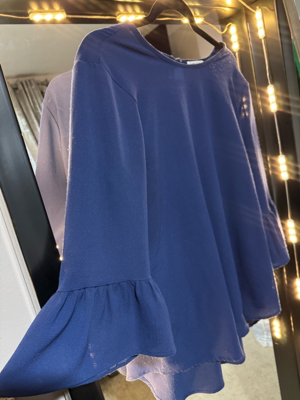 Nomad Navy Ruffle Sleeve Top LG